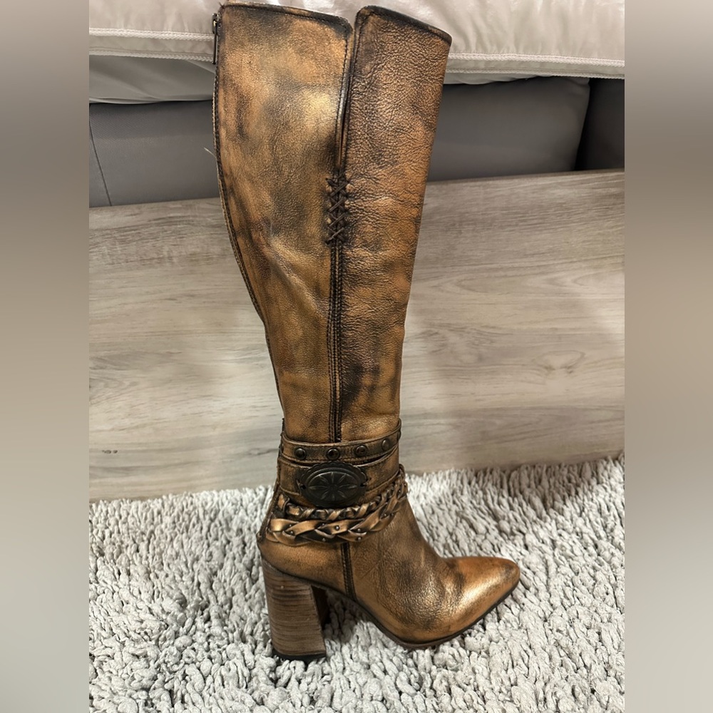 Freebird Jupiter size 8 new never worn